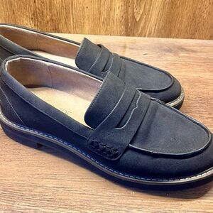 NICK & ZOE BLACK FAUX NUBUCK PENNY LOAFERS SIZE 8